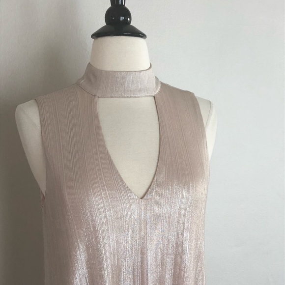 J.O.A. | Shimmery Champagne Keyhole Cutout Shift Dress Holiday Party NYE Bridal - Picture 6 of 6